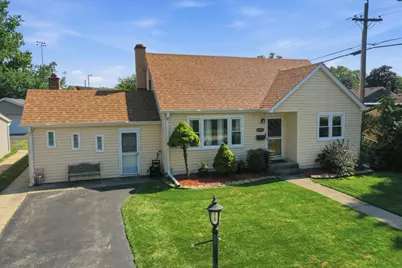 6743 106th Place, Chicago Ridge, IL 60415 - Photo 2