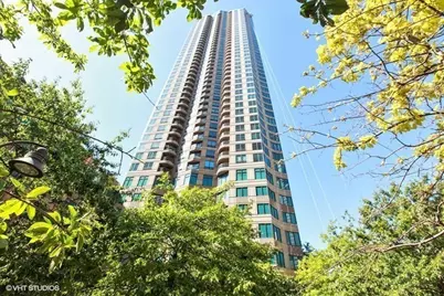 400 N La Salle Drive #2209, Chicago, IL 60654 - Photo 1