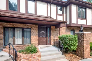 12250 S Dogwood Ln, Palos Heights, IL 60463 - Photo 1