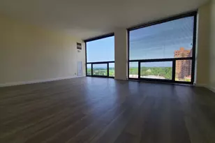 4343 N Clarendon Ave, Chicago, IL 60613 - Photo 2