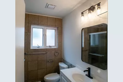 7520 W Carmen Avenue, Harwood Heights, IL 60706 - Photo 10