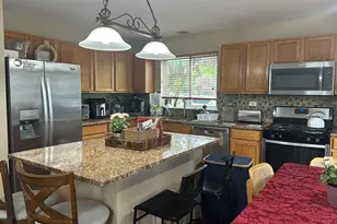1791 Ellington Dr, Aurora, IL 60503 - Photo 12
