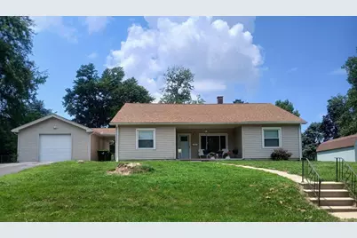555 N 35th Street, Decatur, IL 62521 - Photo 1