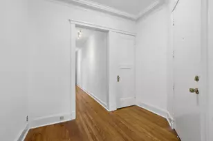 1227 E Hyde Park Blvd, Chicago, IL 60615 - Photo 8