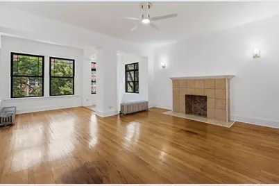 1227 E Hyde Park Boulevard #2, Chicago, IL 60615 - Photo 2