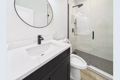 6624 S Champlain Avenue #B, Chicago, IL 60637 - Photo 12
