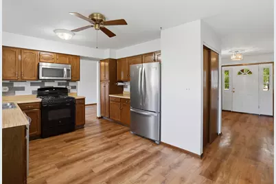 1191 Ivy Court, Bartlett, IL 60103 - Photo 4