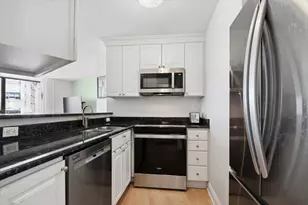 5415 N Sheridan Rd, Chicago, IL 60640 - Photo 16