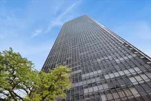 5415 N Sheridan Rd, Chicago, IL 60640 - Photo 1