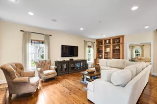 2363 Larkdale Dr, Glenview, IL 60025 - Photo 6
