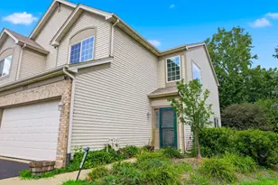 1061 Woodview Ct, Aurora, IL 60502 - Photo 1