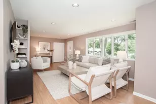 1903 W 58th Pl, La Grange Highlands, IL 60525 - Photo 2