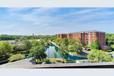 190 N Milwaukee Avenue #607, Wheeling, IL 60090 - Photo 2
