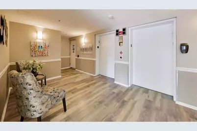 190 N Milwaukee Avenue #607, Wheeling, IL 60090 - Photo 4