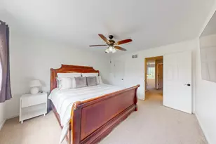31678 TallGrass Ct, Lakemoor, IL 60051 - Photo 10