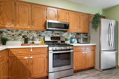 196 Saenz Lane #D, Joliet, IL 60436 - Photo 8