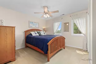 5572 Chancery Rd, Gurnee, IL 60031 - Photo 30