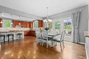 5572 Chancery Rd, Gurnee, IL 60031 - Photo 12