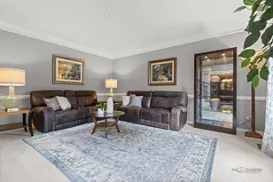 5572 Chancery Rd, Gurnee, IL 60031 - Photo 4