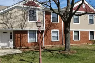 314 Silverwood Ct, Schaumburg, IL 60193 - Photo 1