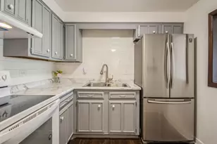 2333 N Neva Ave, Chicago, IL 60707 - Photo 12