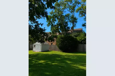 633 E 8th Avenue, Naperville, IL 60563 - Photo 16
