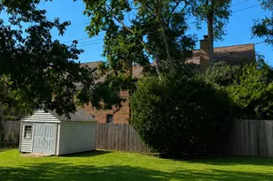 633 E 8th Ave, Naperville, IL 60563 - Photo 16