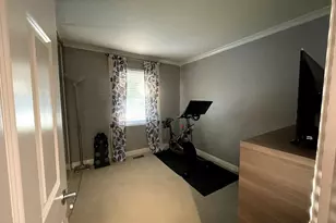 1233 Allison Ln, Schaumburg, IL 60194 - Photo 14