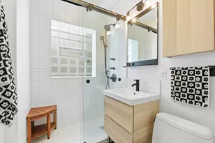 4051 N Southport Ave, Chicago, IL 60613 - Photo 14