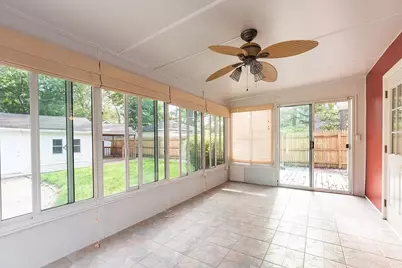 919 Greenwood Avenue, Deerfield, IL 60015 - Photo 14