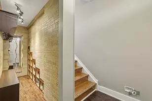 8808 Concord Ln, Justice, IL 60458 - Photo 6