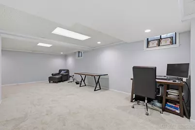 832 Wexford Court, Naperville, IL 60540 - Photo 34