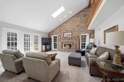 832 Wexford Court, Naperville, IL 60540 - Photo 8