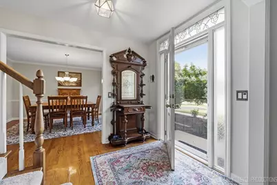 832 Wexford Court, Naperville, IL 60540 - Photo 6