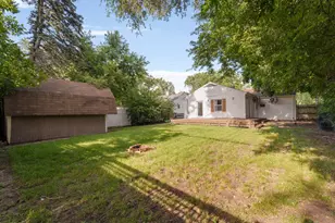 270 Lagoon Dr, Northfield, IL 60093 - Photo 22