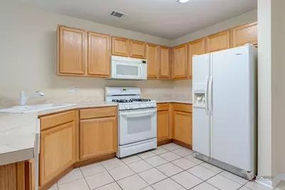 1002 Kensington Drive, Northbrook, IL 60062 - Photo 14