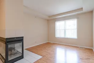 1002 Kensington Dr, Northbrook, IL 60062 - Photo 12
