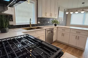 8642 S Indiana Ave, Chicago, IL 60619 - Photo 16