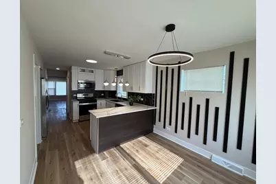 8642 S Indiana Avenue, Chicago, IL 60619 - Photo 12