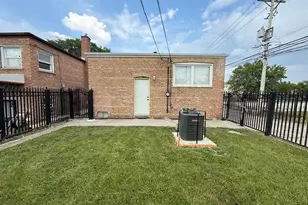 8642 S Indiana Ave, Chicago, IL 60619 - Photo 42