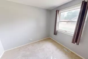 334 S Seymour Ave, Mundelein, IL 60060 - Photo 18