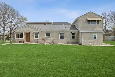 117 Sunrise Avenue, Willowbrook, IL 60527 - Photo 1