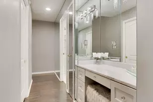 905 Villas Ct, Highland Park, IL 60035 - Photo 14