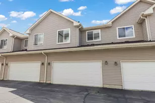 11S471 Rachael Ct, Willowbrook, IL 60527 - Photo 22