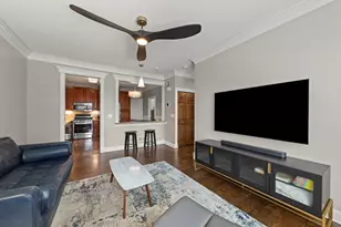 11S471 Rachael Ct, Willowbrook, IL 60527 - Photo 4