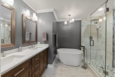 11S471 Rachael Court, Willowbrook, IL 60527 - Photo 12