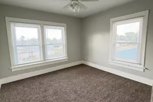 336 4th St, Dallas City, IL 62330 - Photo 16