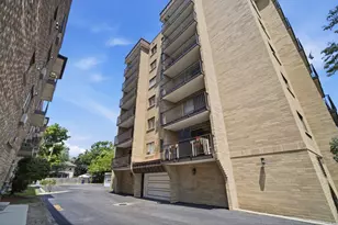 700 Graceland Ave, Des Plaines, IL 60016 - Photo 2