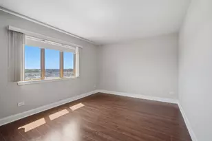 700 Graceland Ave, Des Plaines, IL 60016 - Photo 18