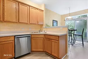 2365 Sunrise Cir, Aurora, IL 60503 - Photo 4